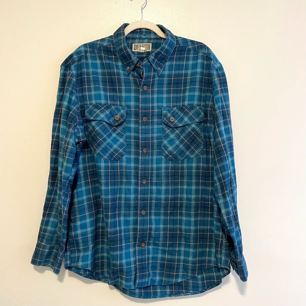 Duluth Men's Size L Blue Plaid Flannel Shirt Long Sleeves Button Up